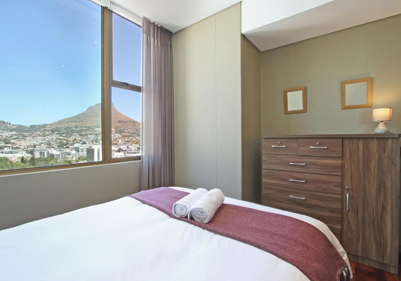 Spacious 3 Bedroom Family Apartment In Cape Town Exterior photo